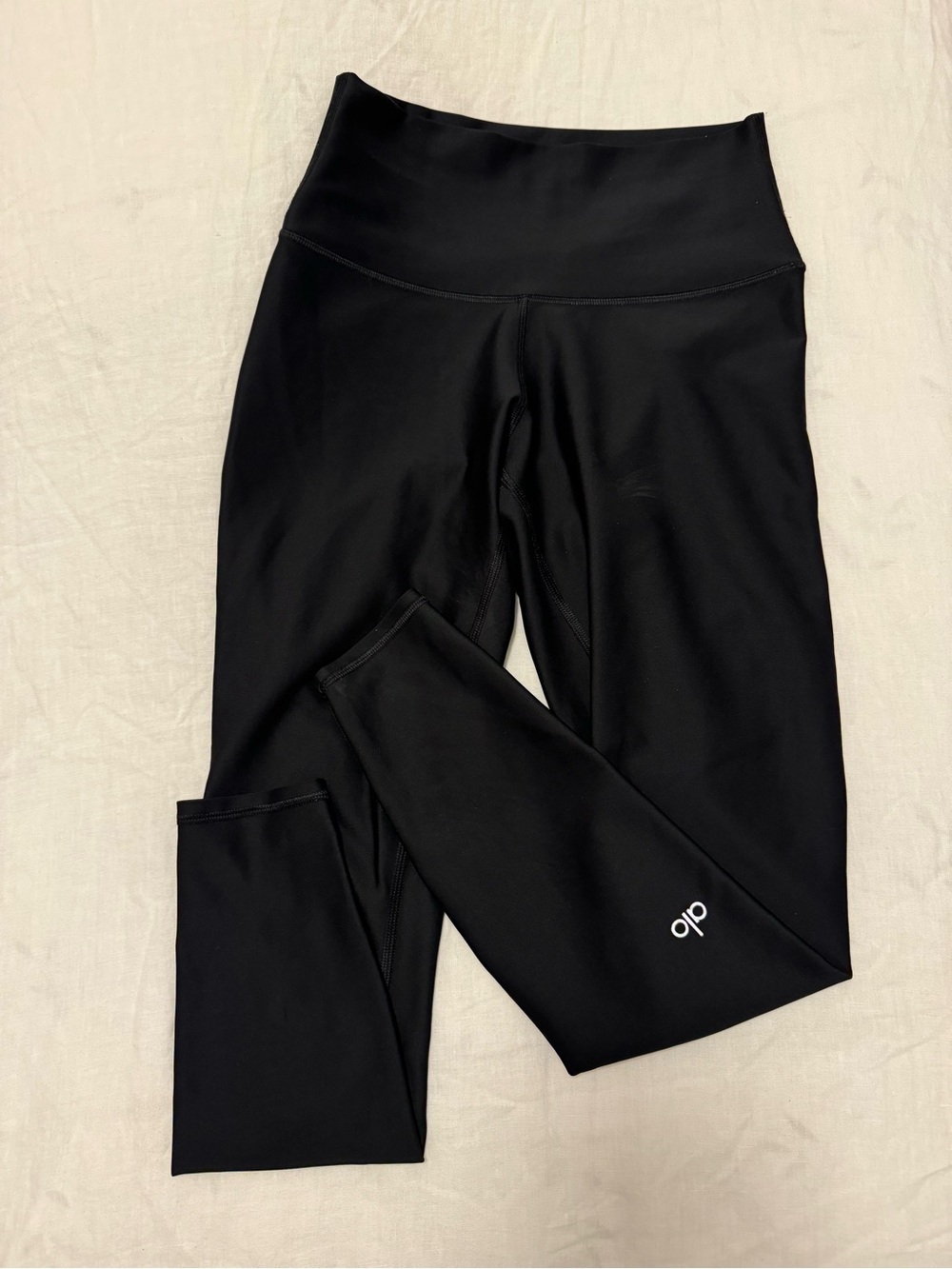 ALO High-Waist Airlift Legging in Black - NWOT